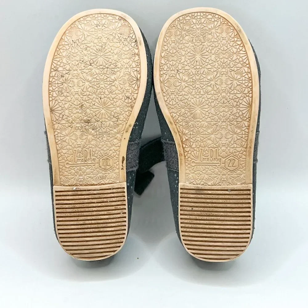 Zara Baby Girl Dream Big Mary Jane Style Shoes, Size 6.5